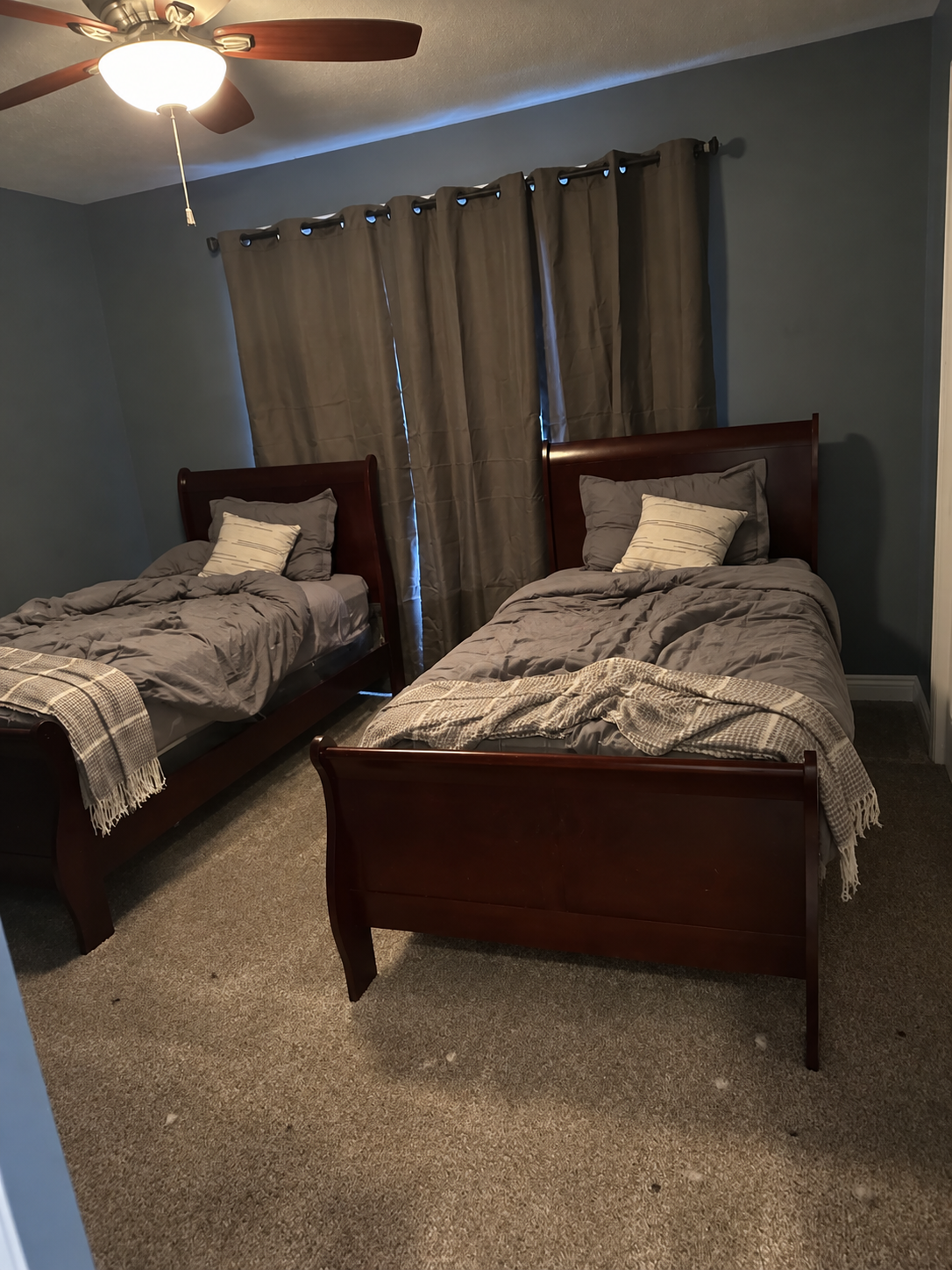 Before of Twin bedroom